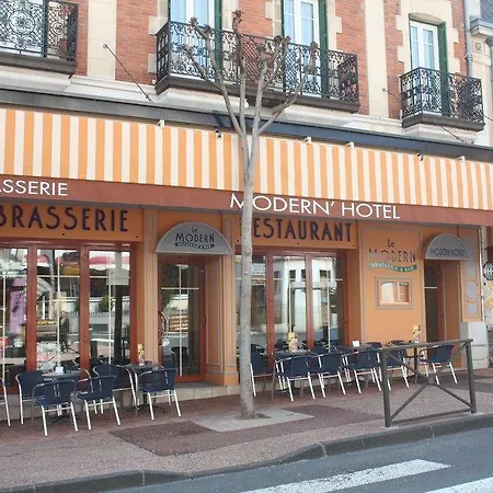 Modern Hotel Châtel-Guyon